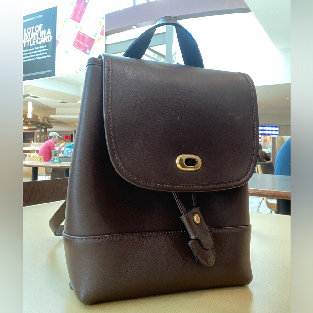 Vintage leather coach bag 🤎🤍